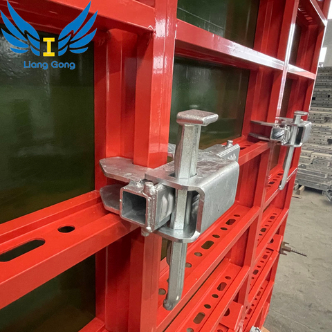 قوالب صب الخرسانة المصنوعة من الألومنيوم خفيفة الوزن من مواد البناء مبطنة بالخشب الرقائقي مقاس 15 مم لمشاريع البناء العمودية